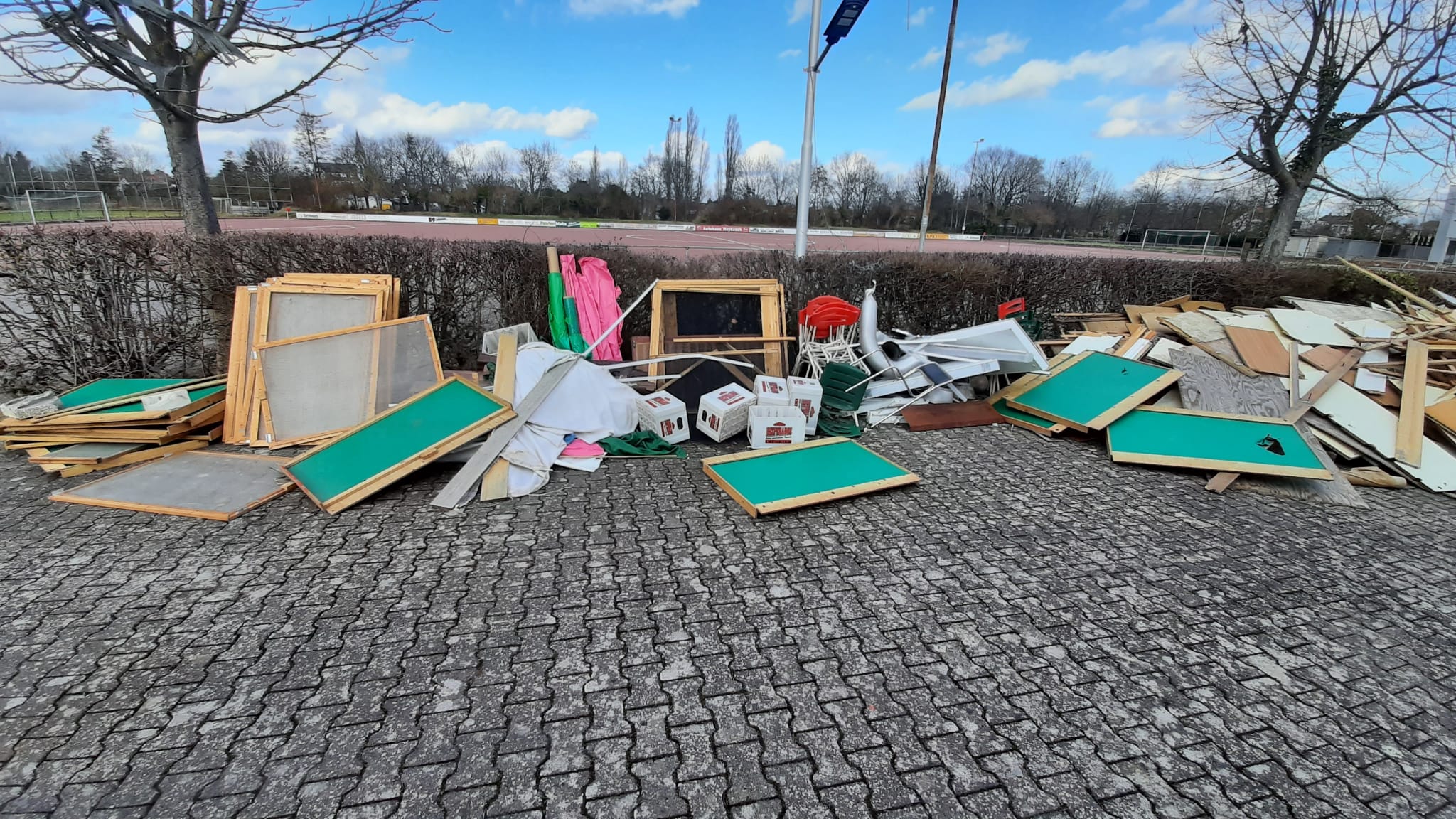 Wiederaufbau Sporthalle – Bild 8