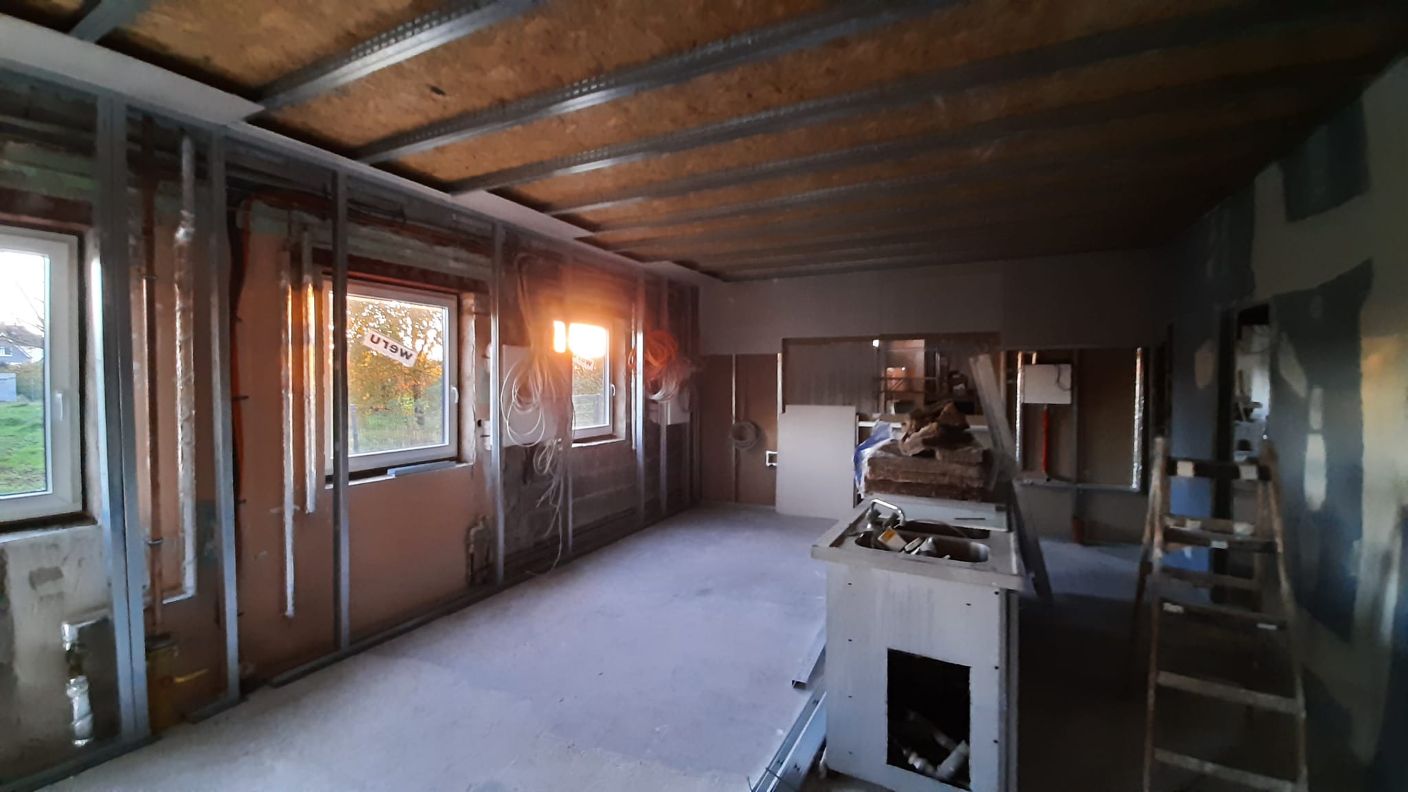 Wiederaufbau Sporthalle – Bild 34